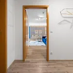 Neue Moderne Im Zentrum, Nahe Uni- Parkplatz Auf Anfrage * كوتبوس