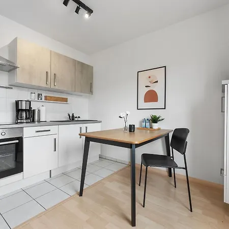 Neue Moderne Im Zentrum, Nahe Uni- Parkplatz Auf Anfrage * Cottbus