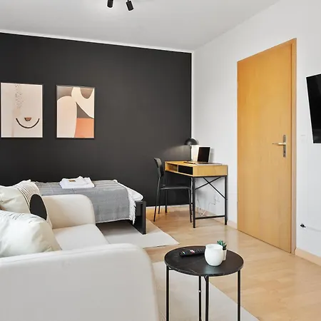 Apartamento Neue Moderne Im Zentrum, Nahe Uni- Parkplatz Auf Anfrage