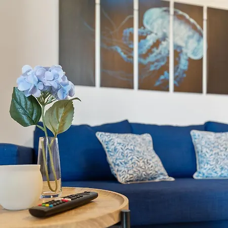 Διαμέρισμα Neue Moderne Im Zentrum, Nahe Uni- Parkplatz Auf Anfrage *