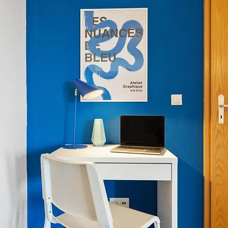 Neue Moderne Im Zentrum, Nahe Uni- Parkplatz Auf Anfrage Κότμπους