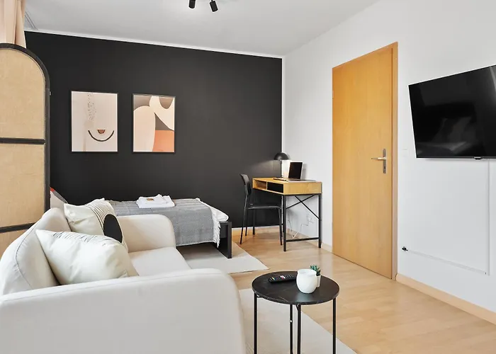 Apartment Neue Moderne Im Zentrum, Nahe Uni- Parkplatz Auf Anfrage